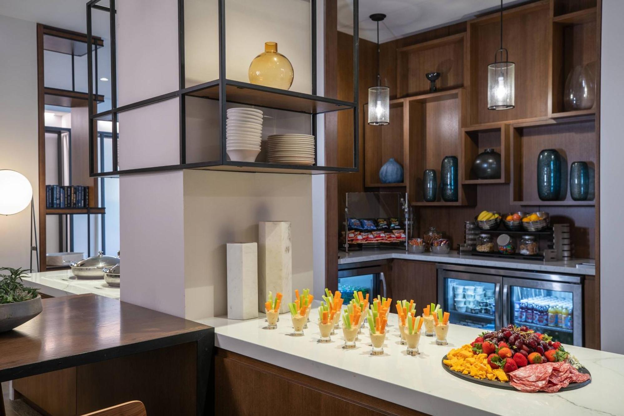 Marriott Old Hotel 4*